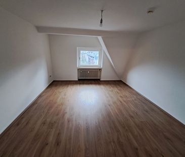 Großzügige Altbauwohnung im Dellviertel - Photo 3