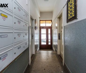 Pronájem bytu 2+1 v osobním vlastnictví 49 m², Praha 10 - Strašnice - Photo 1