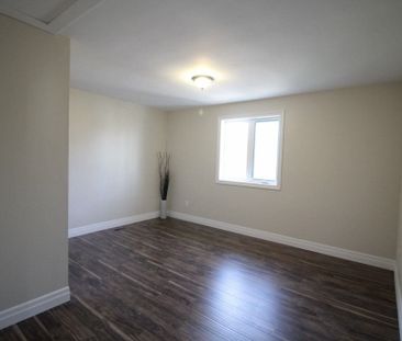 For Lease - 18 Independence Drive, Toronto, Ontario - Photo 2