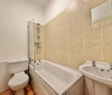 1 Bedroom Apartment To Let - Photo 2