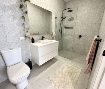 Modern 2-Bedroom Unit - Riverside Estate, Old Bar - Photo 6