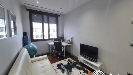 Piso de alquiler en Uribitarte Pasealekua, Albia - Photo 2