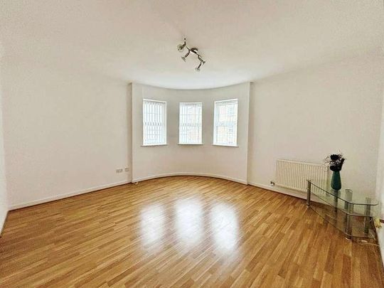 Llwyn Passat, Penarth, CF64 - Photo 1