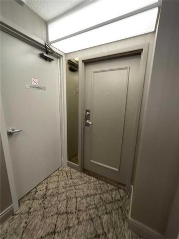 For Lease - 5 Lisa Street Unit# 704, Brampton, Ontario - Photo 3