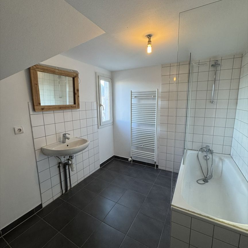 Location Appartement 2 pièces 43m² - Photo 1