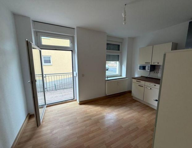 Wunderschöne 2-EG-Raum-Wohnung mit Balkon und EBK - Photo 1