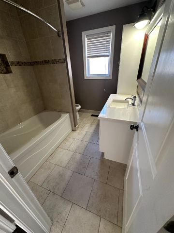 For Lease - 786 Rockaway Road, Georgina, Ontario - Photo 4