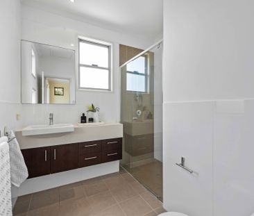 Modern Alderley home! - Photo 6