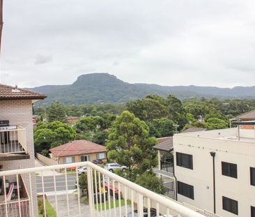 NORTH FACING APARTMENT WITH ESCARPMENT VIEWS - Photo 4