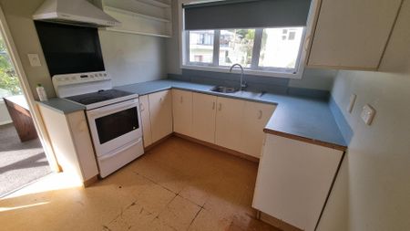 108 Middleton Road, Churton Park - Photo 5