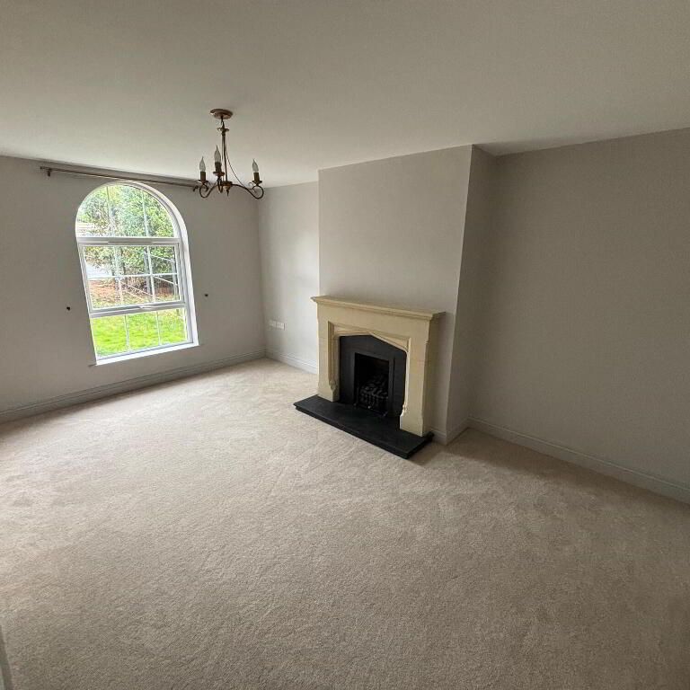 2 Glebe Way, Moira, BT67 0TQ - Photo 1
