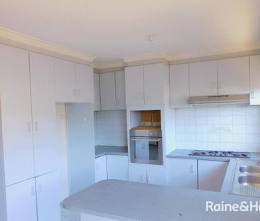 Contemporary Comfort and Everyday Convenience - Photo 6