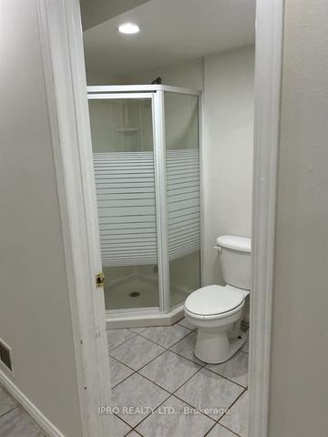 For Lease - 3755 Althorpe- Basement Circle, Mississauga, Ontario - Photo 5