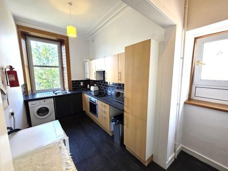 2 bedroom flat to rent - Photo 5
