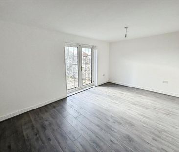 4 bedroom terraced house to rent - Photo 4