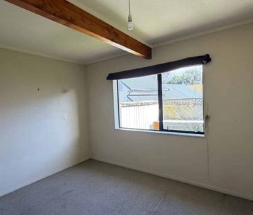 Home in Hairini - Photo 1