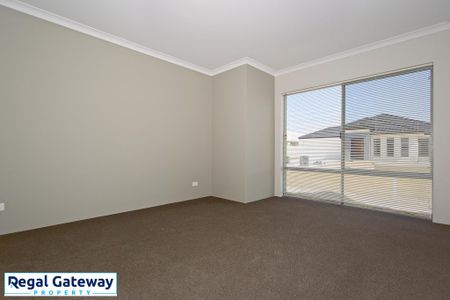 14 Chicory Street, TREEBY WA 6164 - Photo 4
