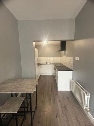 Apt 1, 20 Eglantine Avenue, Belfast, BT9 6DX - Photo 1