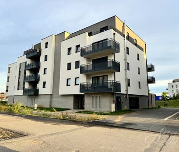 YUTZ – Appartement 2 pièces – Une chambre – Terrasse – Box en sous-sol - Photo 4