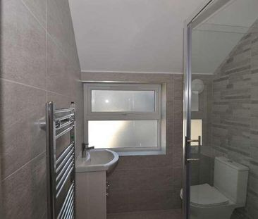 South Parade, Whitley Bay, NE26 - Photo 6