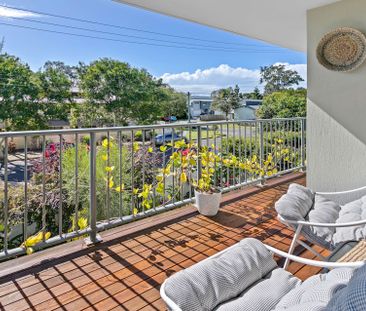 Spacious 3 Bedroom Townhouse with Grassed Courtyard&excl; - Photo 4