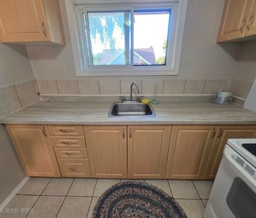 For Lease - 30 Moscrip Road Unit# #3, Cambridge, Ontario - Photo 3