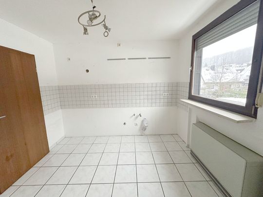 Föhren: Gepflegte 3ZKB - Wohnung mit großzügigem Balkon und Stellplatz! - Photo 1