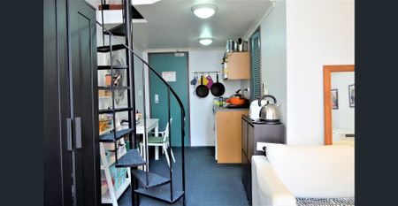 Fully Furnished Student Accommodation (Perfect for 2 Occupants) - Photo 3