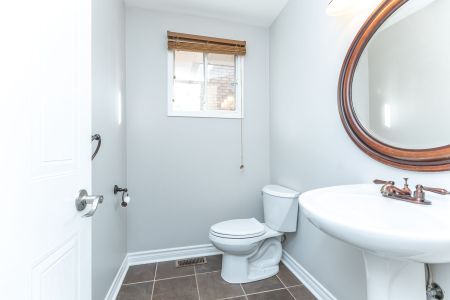 For Lease - 49 Bassett Boulevard Unit# Main, Whitby, Ontario - Photo 3