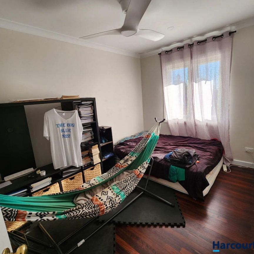 Girrawheen - Photo 1