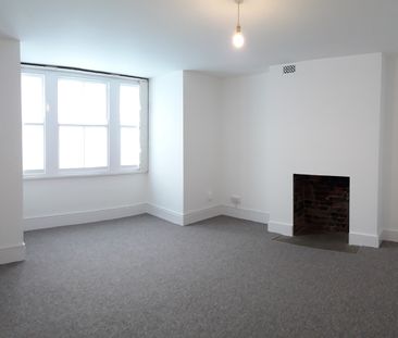 1 Bed Flat, St. Mark's Rise, E8 - Photo 2