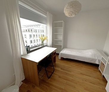Råsundavägen, Solna - Photo 3