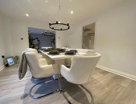 Burlingham Road - Photo 2