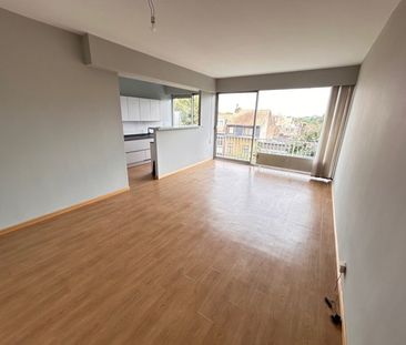 Verhuur appartement 1 kamer, 70m² - Photo 2