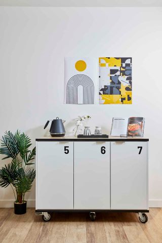 7 Bedroom Shared Bathroom, King Single Bed - Photo 4