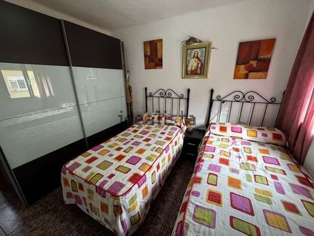 Alquiler de piso en Calle Cómpeta, 27 - Photo 3