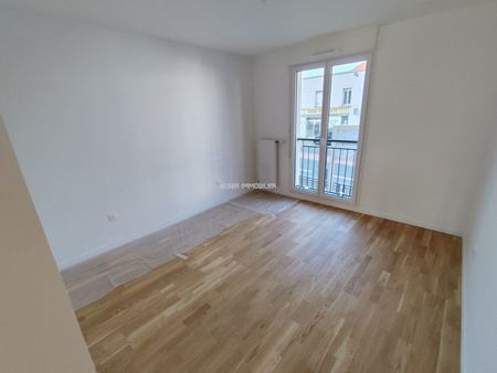 Location - appartement - 64.03 m² - 3 Pièces - Photo 5