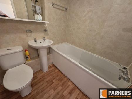 1 bedroom flat to rent - Photo 5