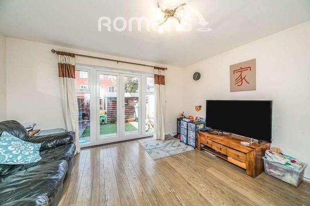 St. Agnes Way, Reading, RG2 - Photo 1