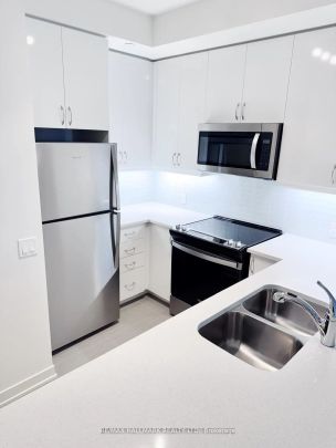 4955 Yonge Street #1910 - Photo 1