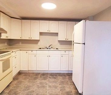 For Lease - 22 Willow Fern Drive Unit# Unit 1, Barrie, Ontario - Photo 2