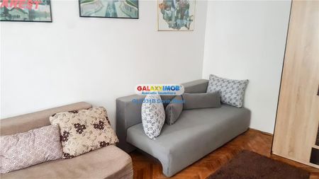 Inchiriere garsoniera SALA PALATULUI (str. Ion Brezoianu) - Fotografie 2