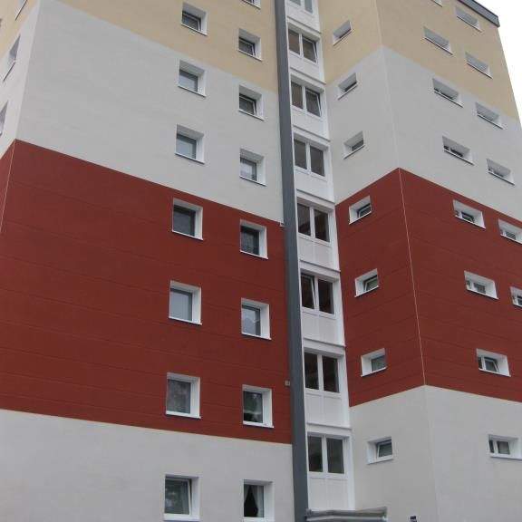 ZWEI-ZIMMER-WOHNUNG MIT BALKON IN BRÜGGE - Photo 1