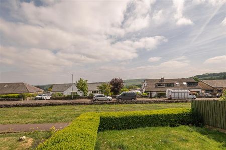 3 bedroom terraced house to rent - Photo 2