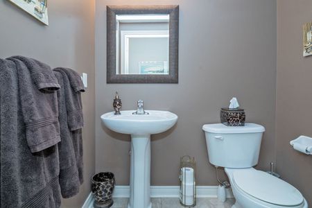 For Lease - 58 Carrier Crescent, Vaughan, Ontario - Photo 3