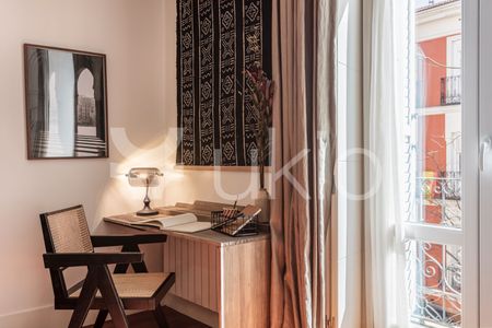 Apartamento de alquiler en Calle de Fernando el Santo, Almagro - Photo 2