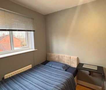 4 bedroom house to rent - Photo 4