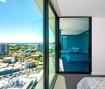 “LUXURY LIFESTYLE EXPERIENCE” - Photo 4