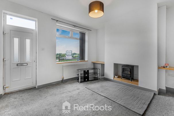 3 bed terraced house to rent in Snydale Road, Cudworth, Barnsley, South Yorkshire, S72 - Photo 1