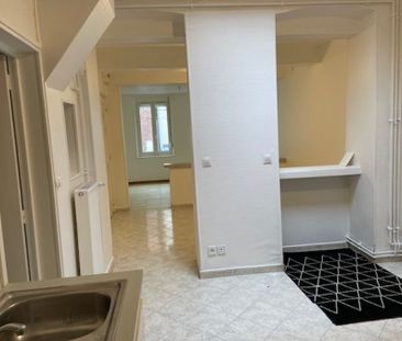 SPACIEUX T1 BIS AU RDC PLEIN SUD EN CENTRE VILLE - Photo 5